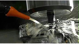 加工铝合金选择对的切削液尤为重要！