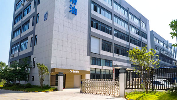 厂房外景图