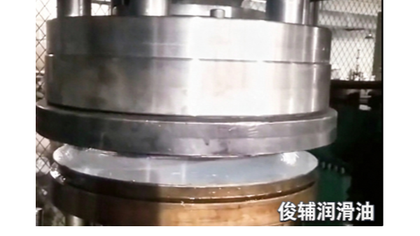 解决厨具拉伸加工痛点 ，俊辅润滑油精准匹配各类成型工况