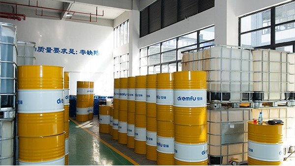 硫系红外材料磨边难题？选对芯取磨边油，告别粘粉低效